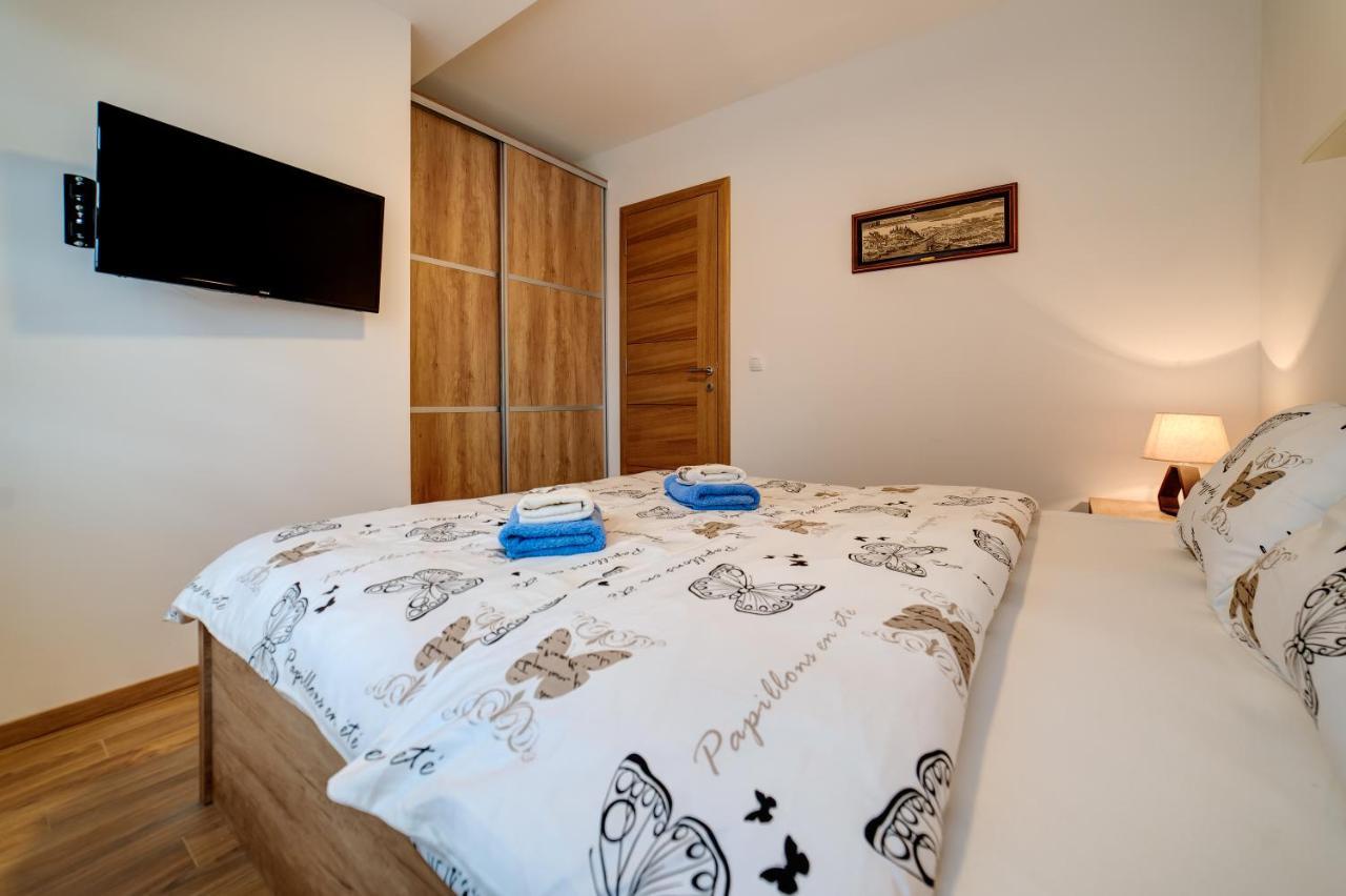 Avantura Apartman ซลาตีบอร์ ภายนอก รูปภาพ